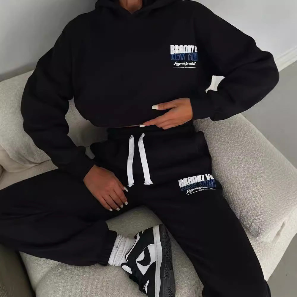 Women's casual fleece hoodie and jogging pants set with practical drawstring and high-quality cotton blend, size [size missing]