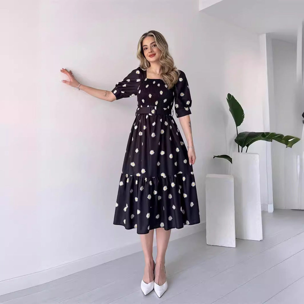 Valenzora | Printed, waist-defining U-neck elegant dress
