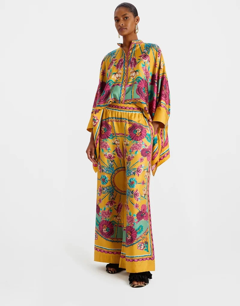 Valenzora | Stand-up collar top and trouser set