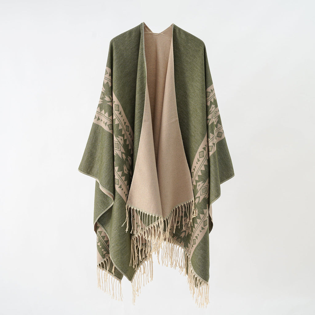 Eleganter Damen-Strickponcho mit künstlerischen Fransen und floralen Akzenten Valenzora