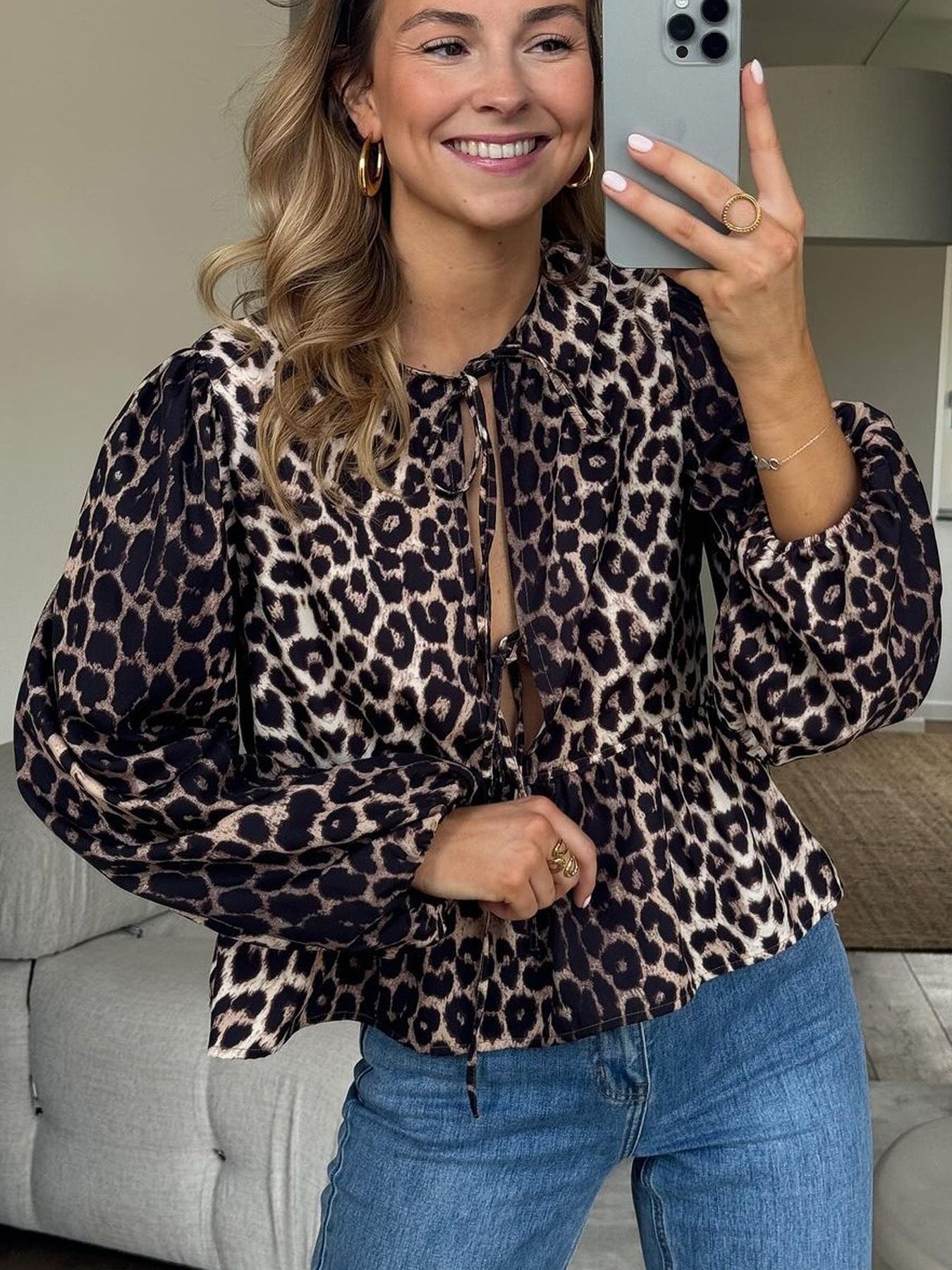 Women's blouse with leopard print and ruffles, size