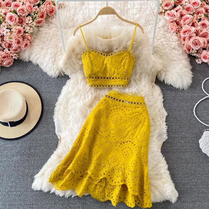Valenzora | Top and skirt with ruffles