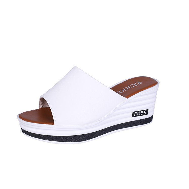 Women's wedge mules with comfortable sole and modern design, size Valenzora