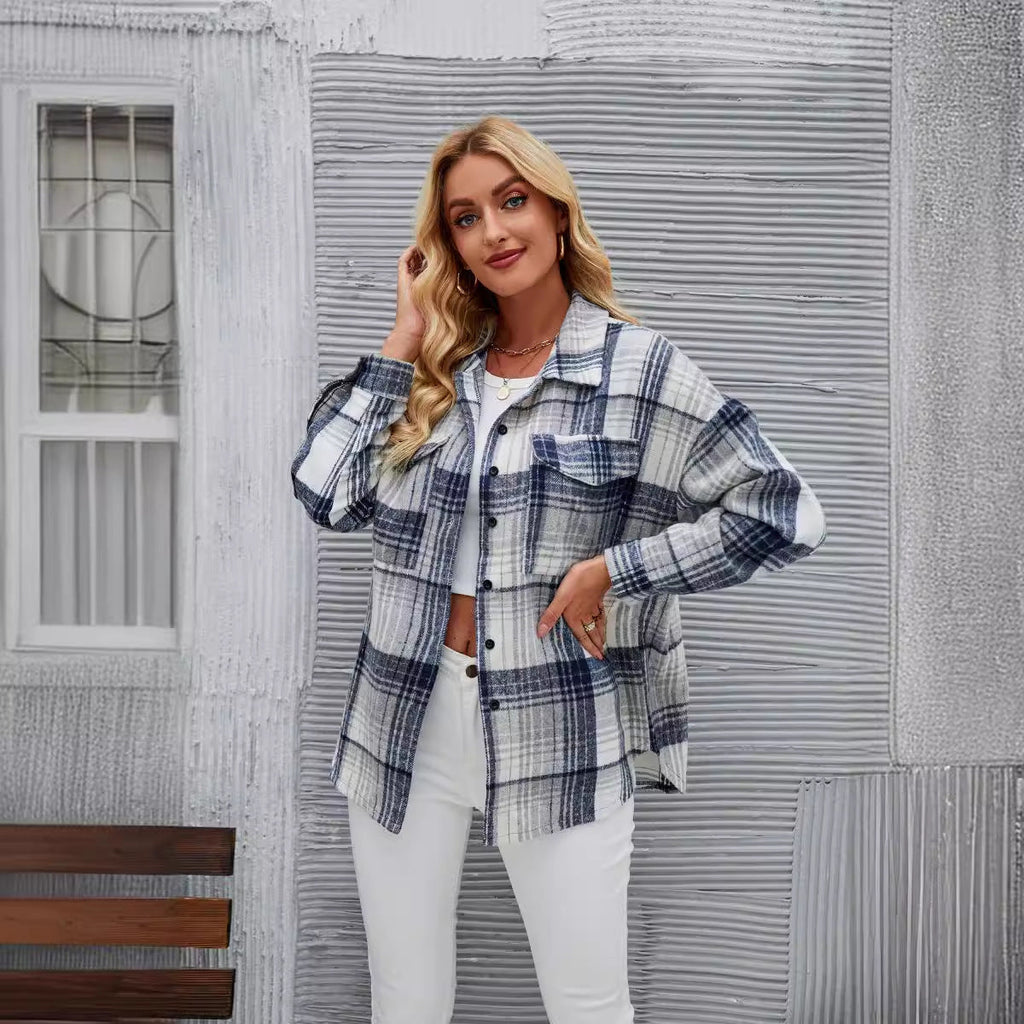 Women's casual flannel shirt jacket with a checked design and practical chest pockets, size S