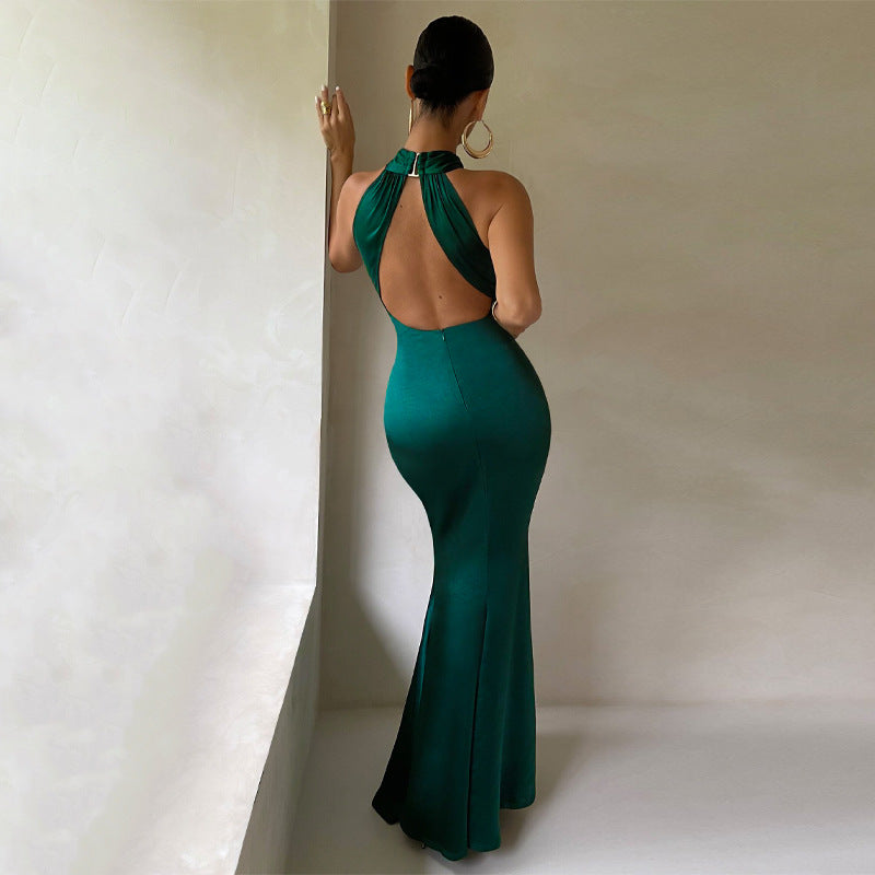 Valenzora | Backless dress