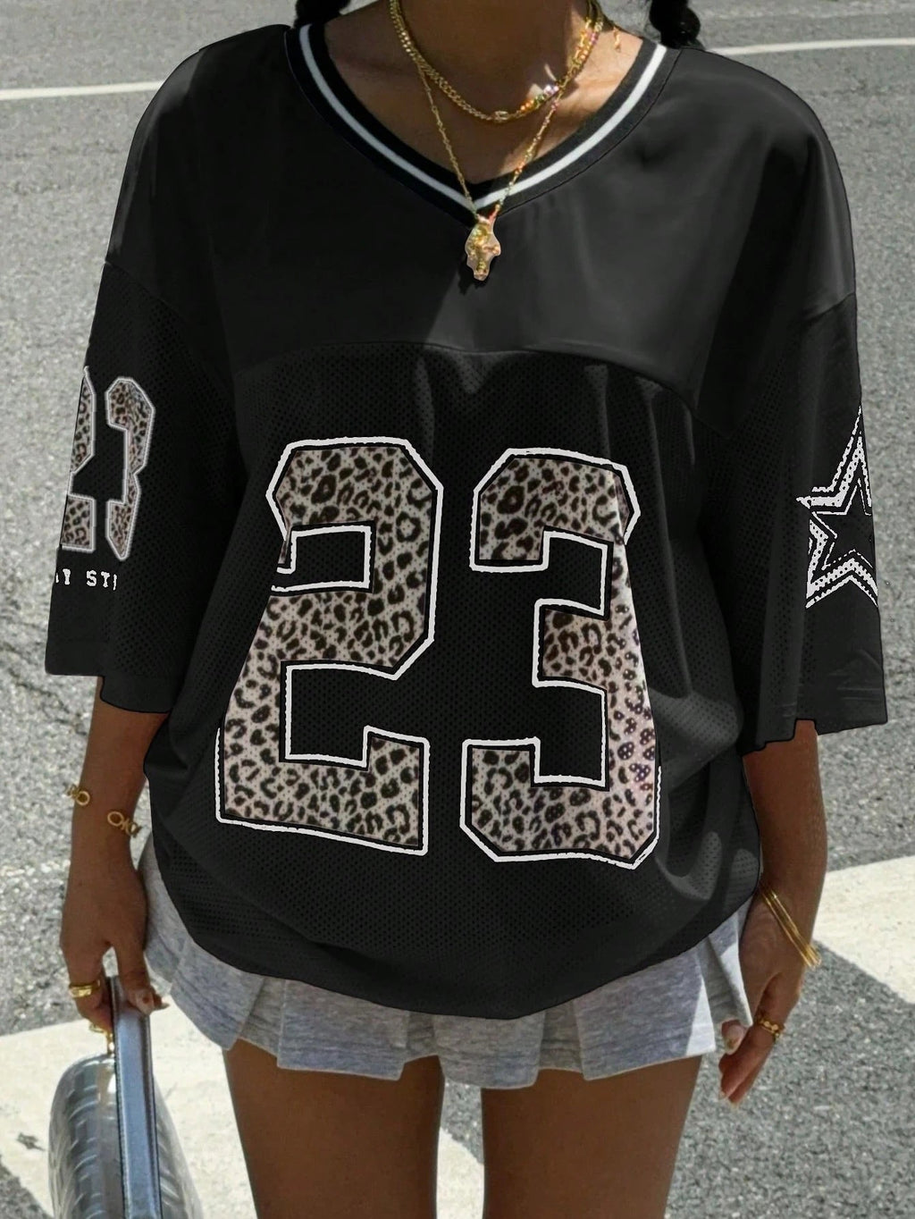 Valenzora | Jersey Shirt with Animal Print Sporty, Trendy & Streetstyle Ready