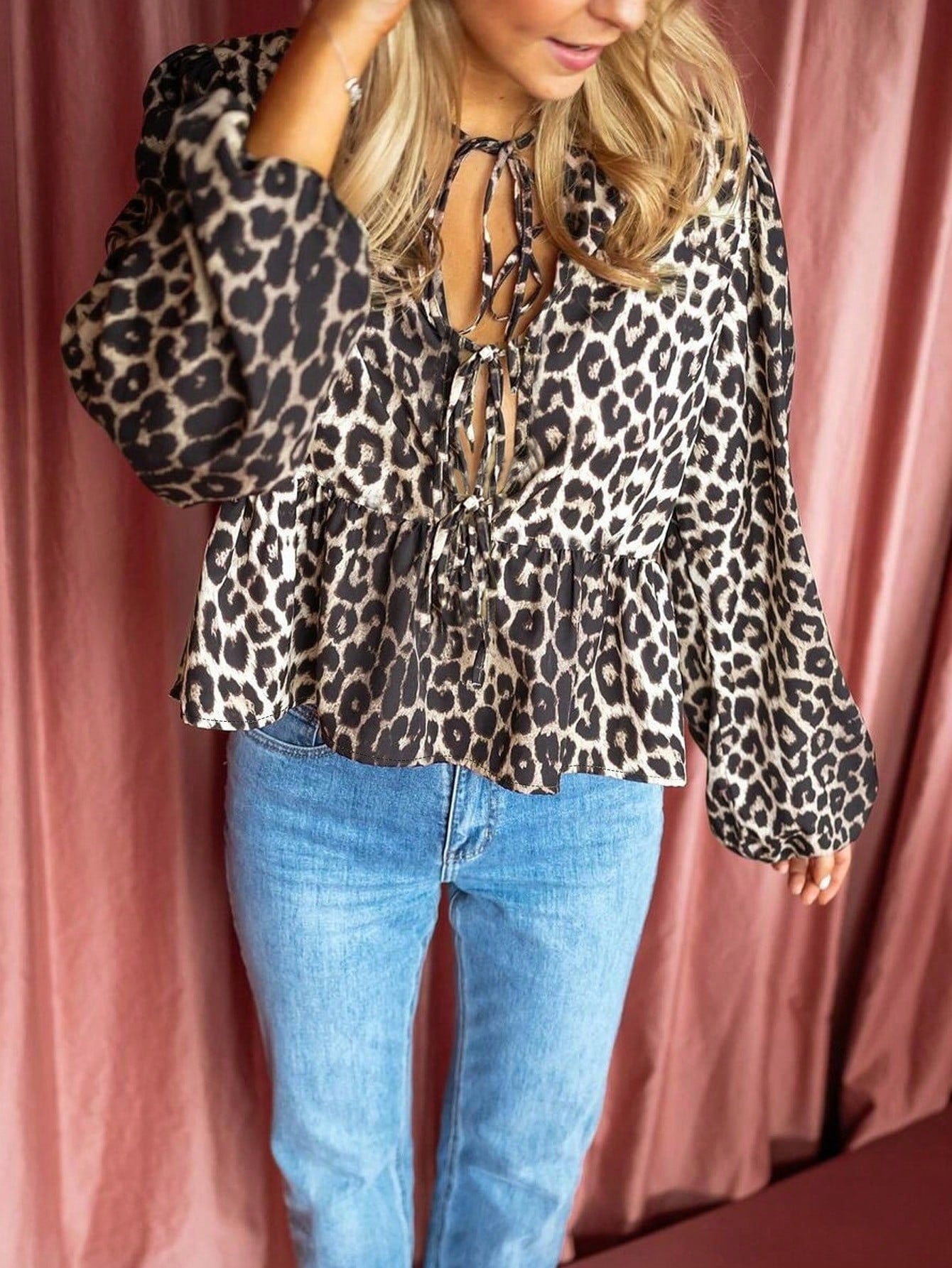 Women's blouse with leopard print and ruffles, size