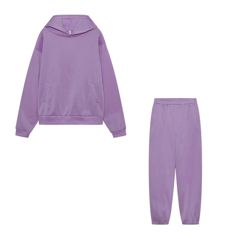 Women's sporty set with hoodie and jogging pants, size
