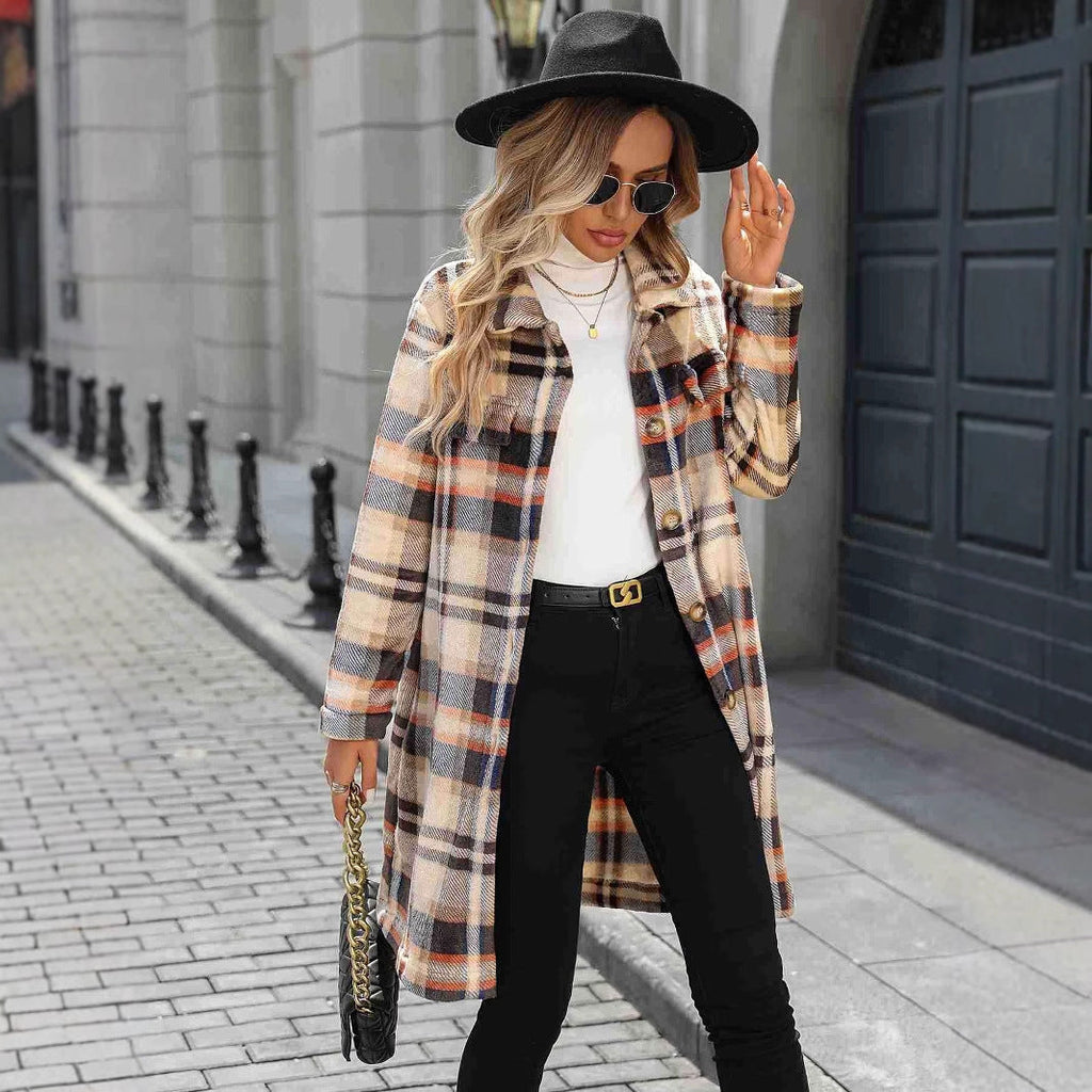 Women's checked oversized winter coat with practical pockets and button detail, size S