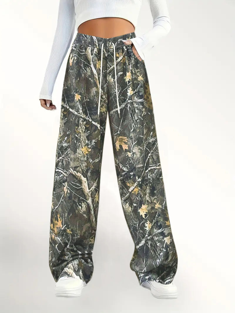 Bequeme Damen-Cargohose im trendigen Camouflage-Design, Größe