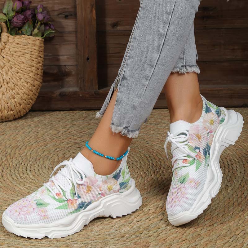 Valenzora | Casual sneakers with floral print