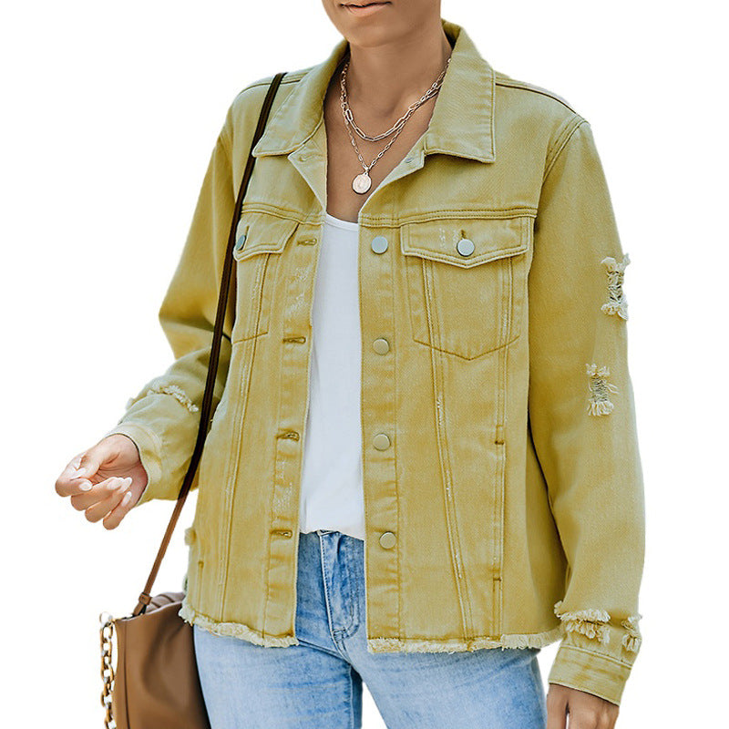Women's denim jacket with a relaxed fit and functional pockets, size
