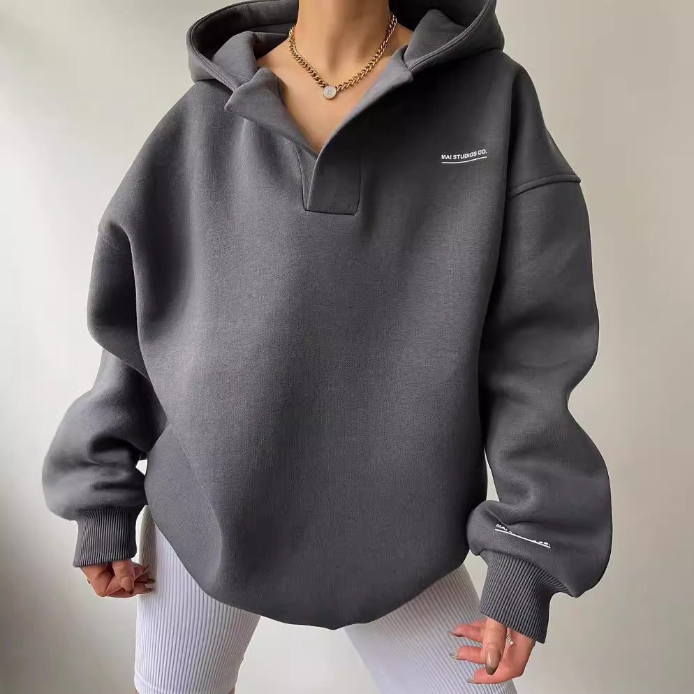 Women's oversized hoodie with kangaroo pocket and comfortable fit, size S