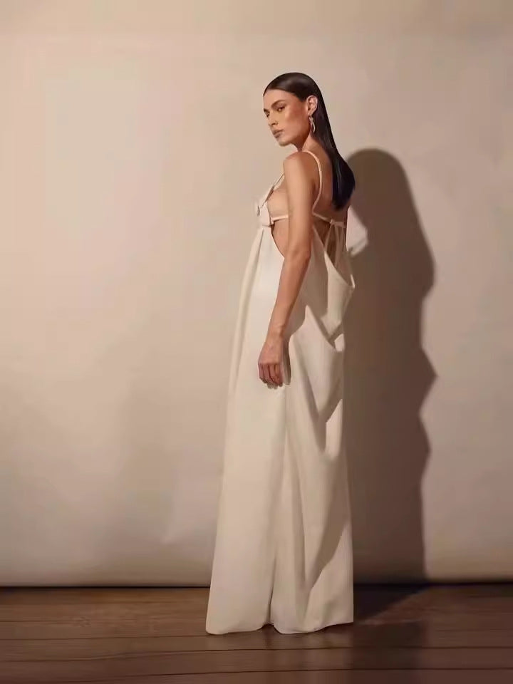 Valenzora | Maxi dress with V-neck and high floral slit