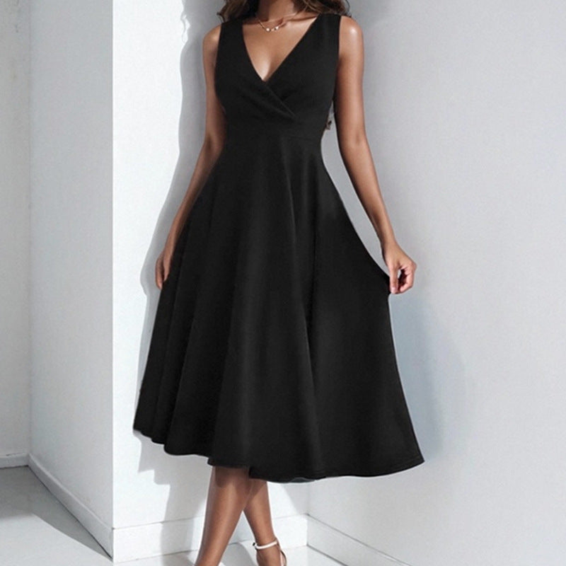 Elegantes und luftiges Damenkleid mit V-Ausschnitt, Größe