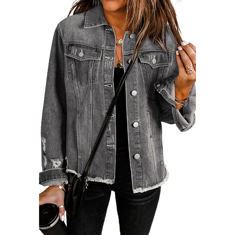 Women's denim jacket with a relaxed fit and functional pockets, size