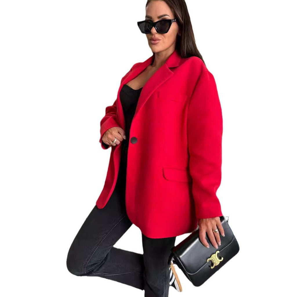 Women's oversized blazer with a classic cut