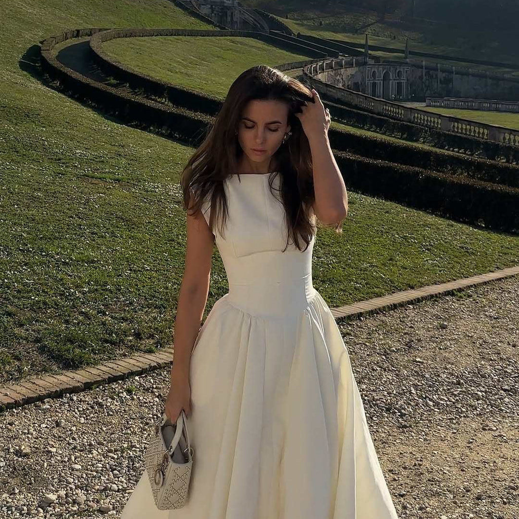 Damen A-Linien-Kleid mit elegantem Bustier-Oberteil und schwingendem Rock, Größe