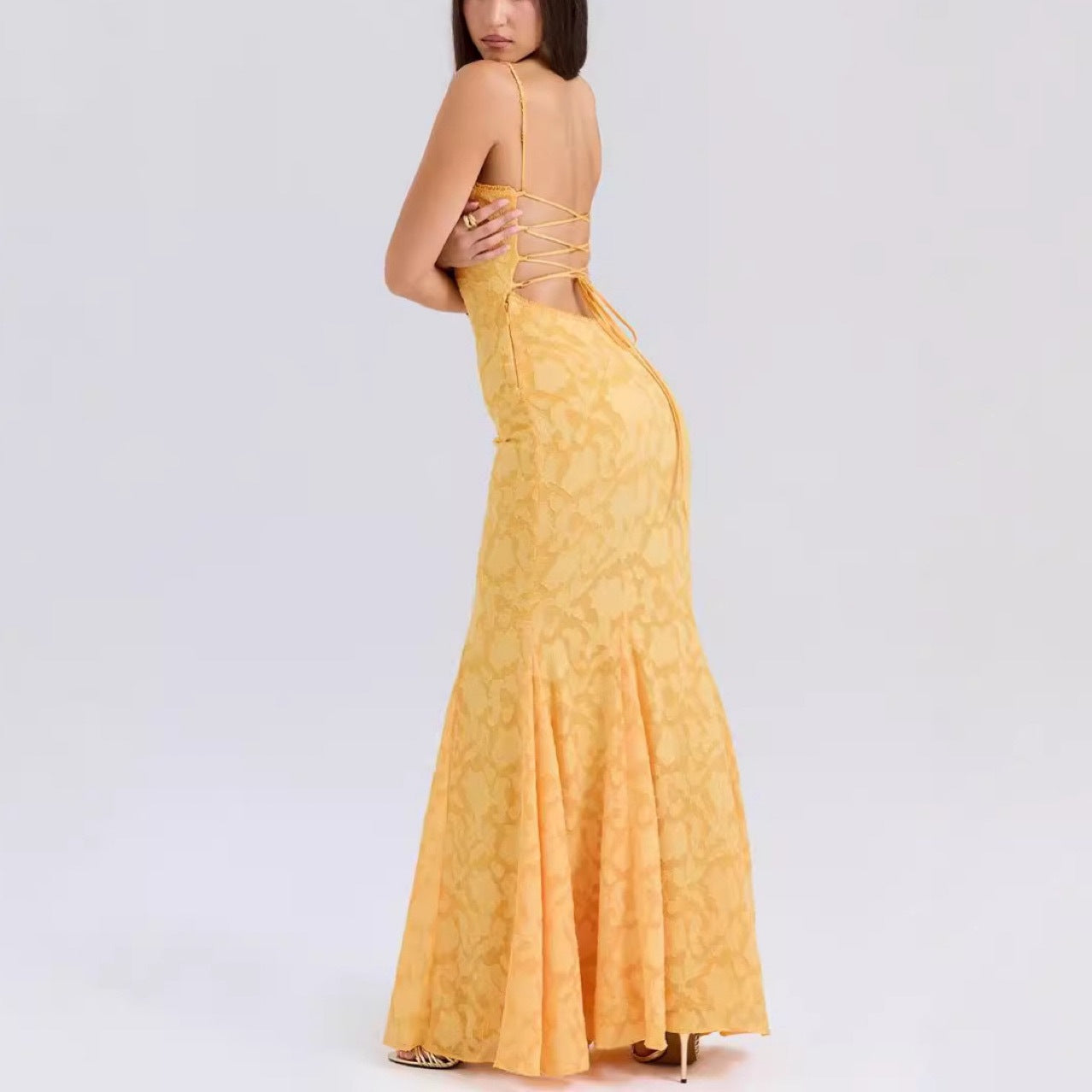 Valenzora | Niche Lace Spaghetti Strap Holiday Dress