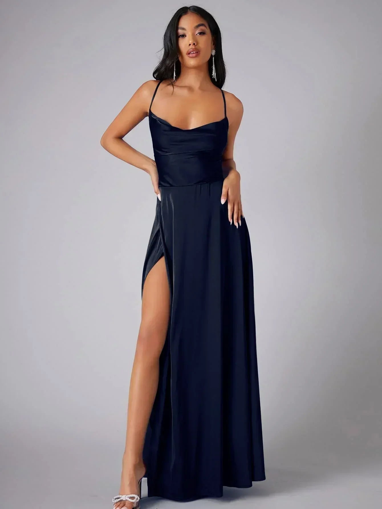 Valenzora | Silk maxi dress with braided back. Dress yourself for formal occasions. Lucette