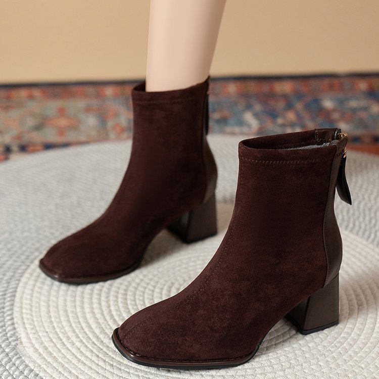 Women's ankle boots with elegant block heel and soft upper material, size Valenzora