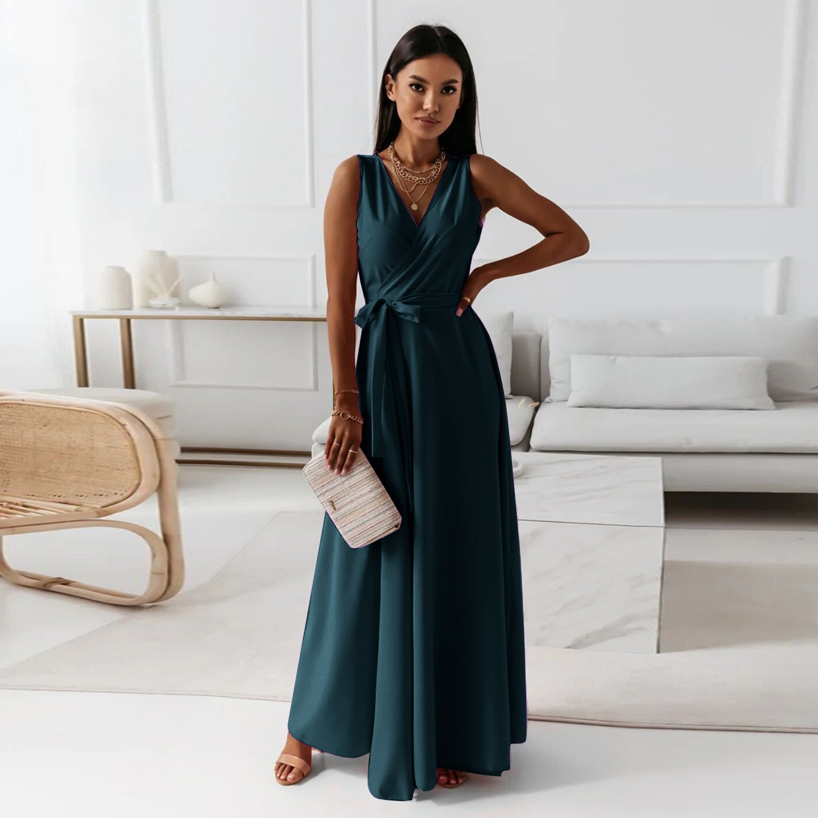 Valenzora | Comfortable solid-color V-neck evening dress