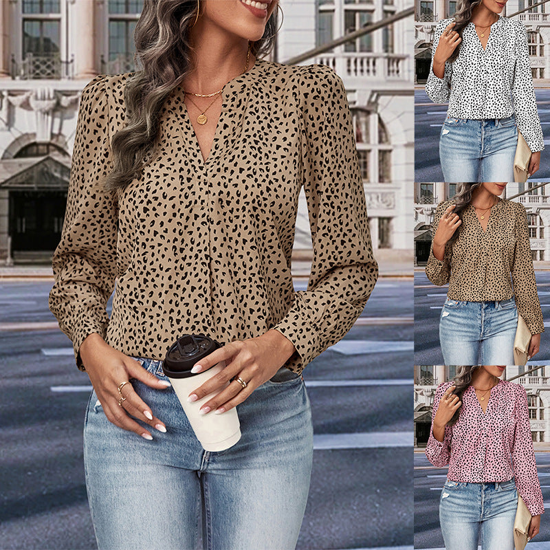 Damenbluse mit modernem Polka-Dot-Design und eleganten Rüschen, Größe [Größe fehlt]