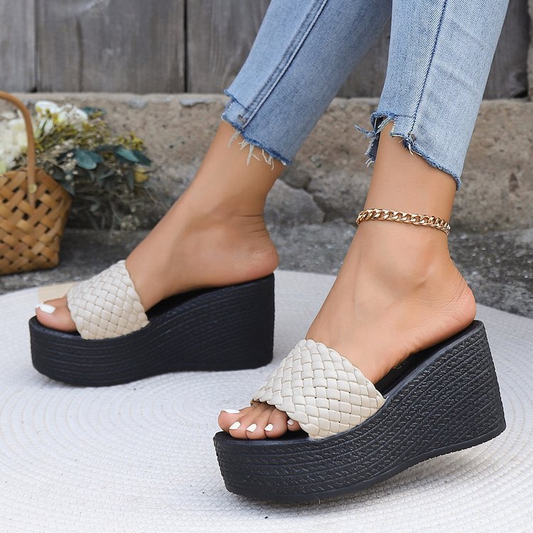 Women's wedge mules with woven upper and comfortable sole, size Valenzora