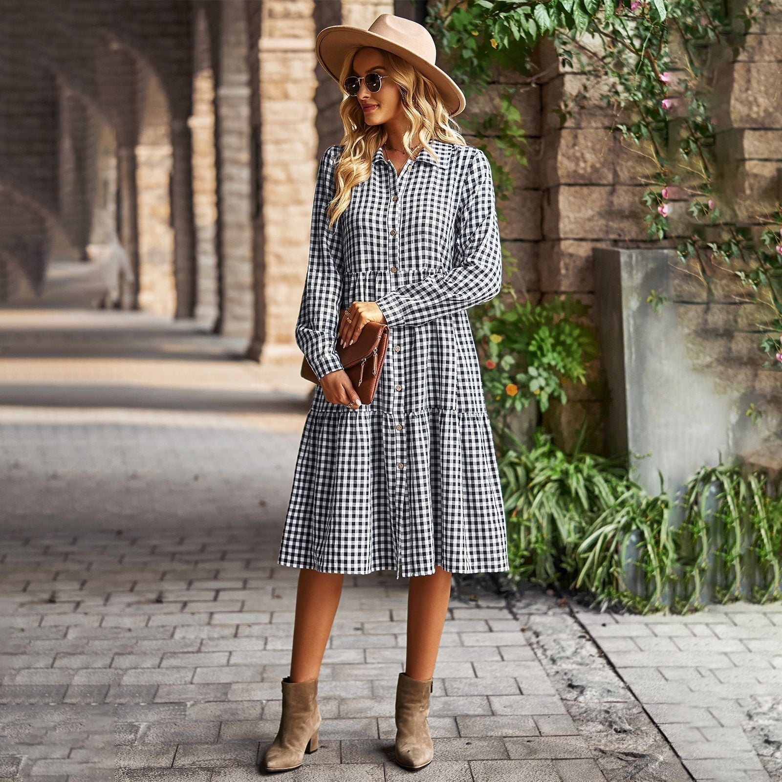 Women's checked midi blouse with button placket and flared skirt, size Valenzora