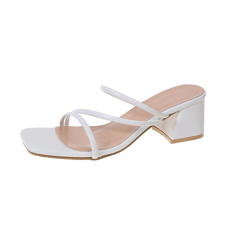 Women's lounge sandals with elegant block heel, size S