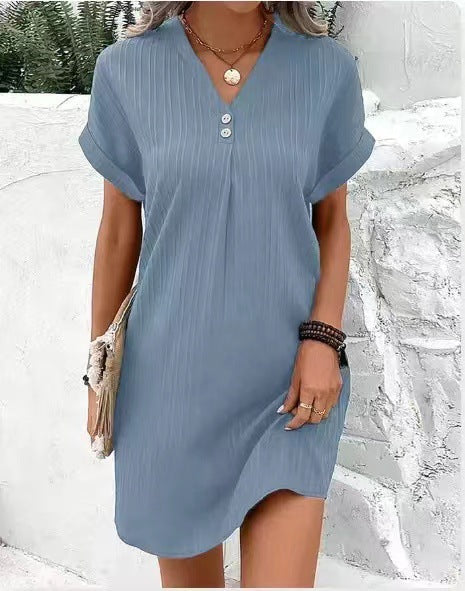Women's short-sleeved dress with button placket and fine vertical stripe pattern, size