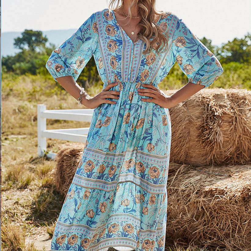 Valenzora | Women's midi dress with V-neck and floral pattern