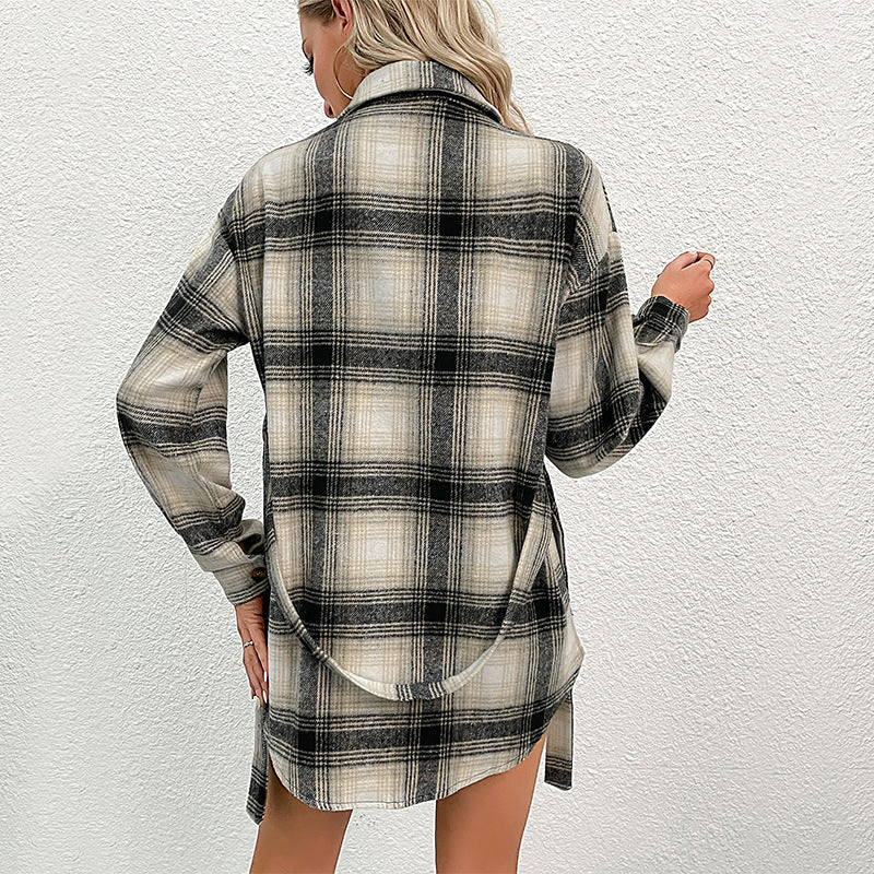 Women's casual overshirt jacket in a checked design with buttoned front, size S