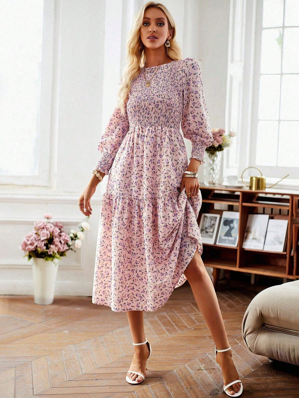 Florales Midikleid für Damen mit Raffung in der Taille und langen Ärmeln, Größe