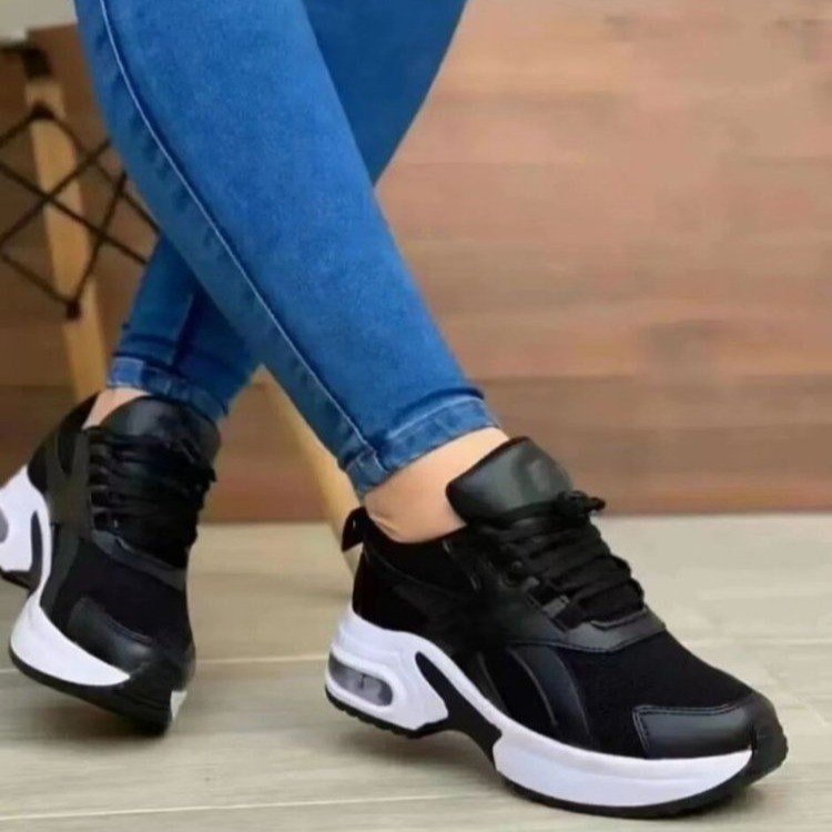 Women's sporty sneakers with breathable mesh upper and cushioned sole, size Valenzora
