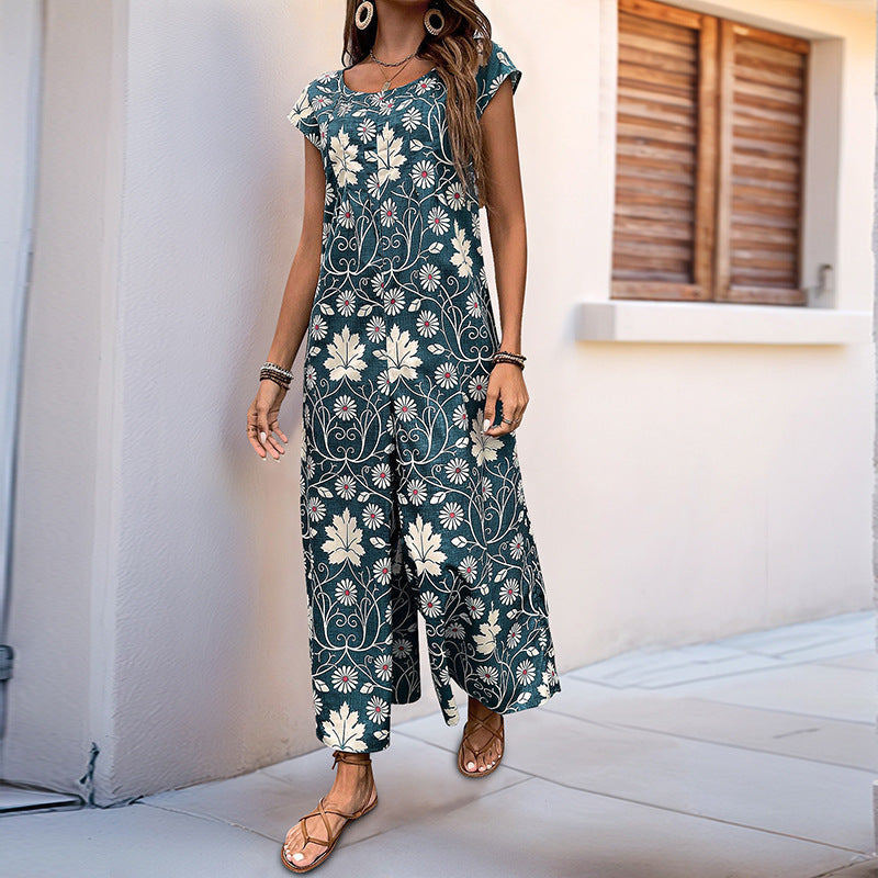 Women's jumpsuit with floral pattern and practical pockets, size