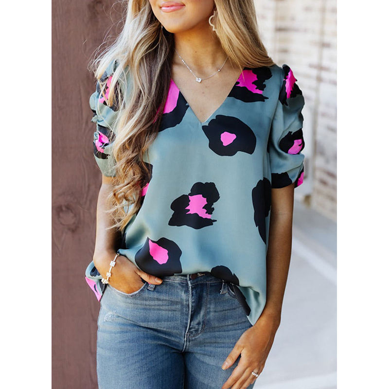 Women's blouse with fashionable floral print and elegant puff sleeves, size [size missing]
