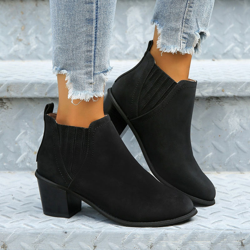 Valenzora | Vintage ankle boots with chunky heel