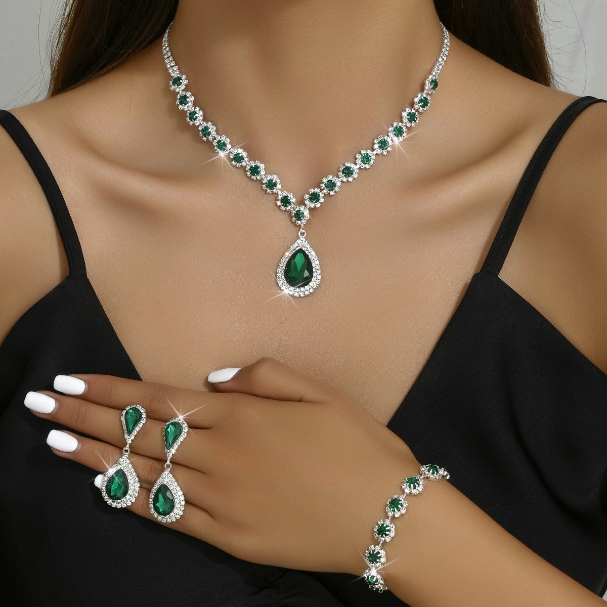 Valenzora - Galvanized Rhinestone Jewelry Set