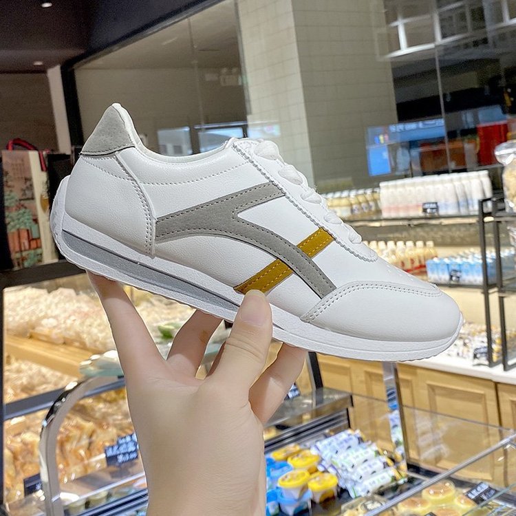 Women's sneakers in a sporty-elegant design with a comfortable sole, size Valenzora