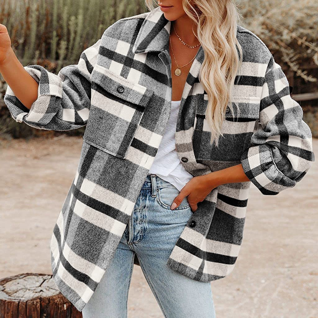 Karierte Damen-Flanelljacke mit entspannter Passform und aufgesetzten Taschen, Größe S