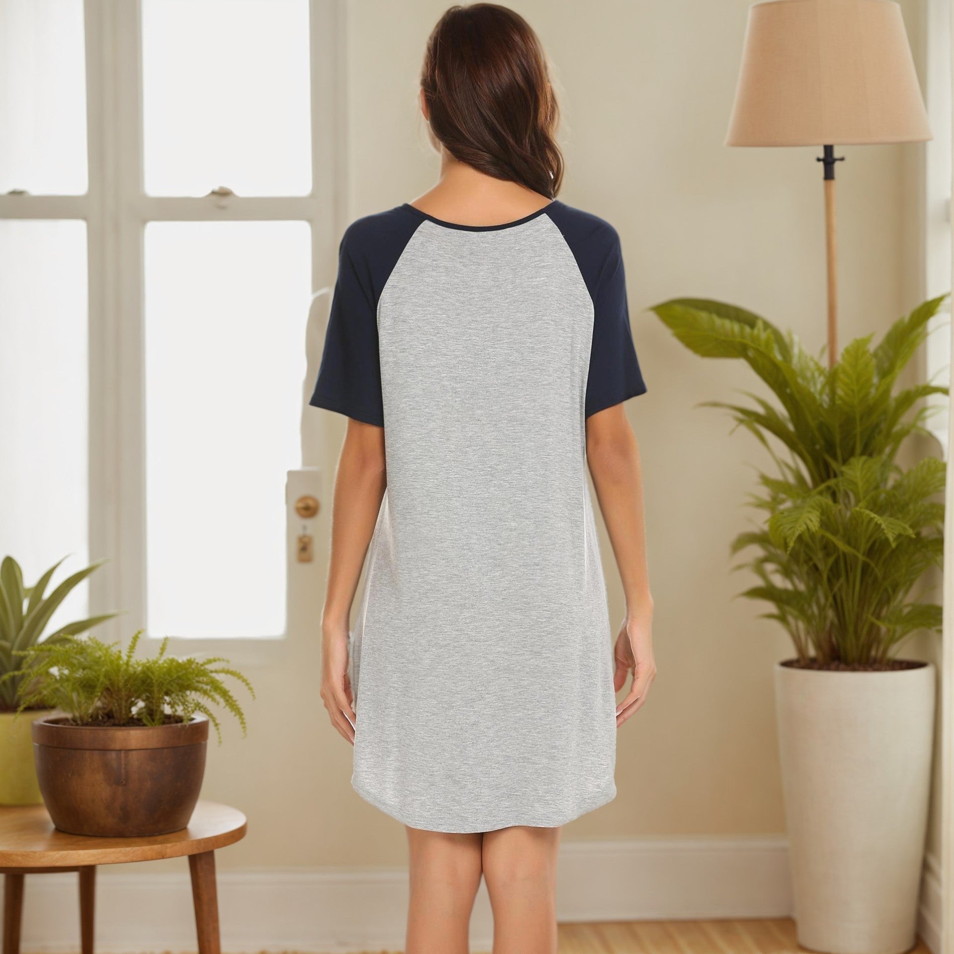 Damen Freizeit-T-Shirt-Kleid mit Kontrastärmeln und bequemem Schnitt, Größe S