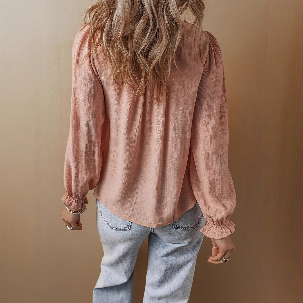 Women's blouse with artistic embroidery and a relaxed fit, size S