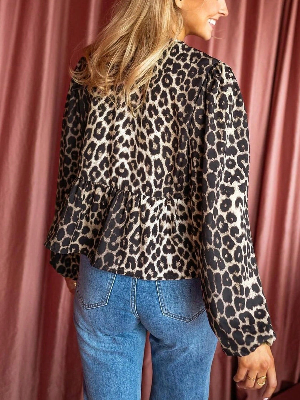 Women's blouse with leopard print and ruffles, size