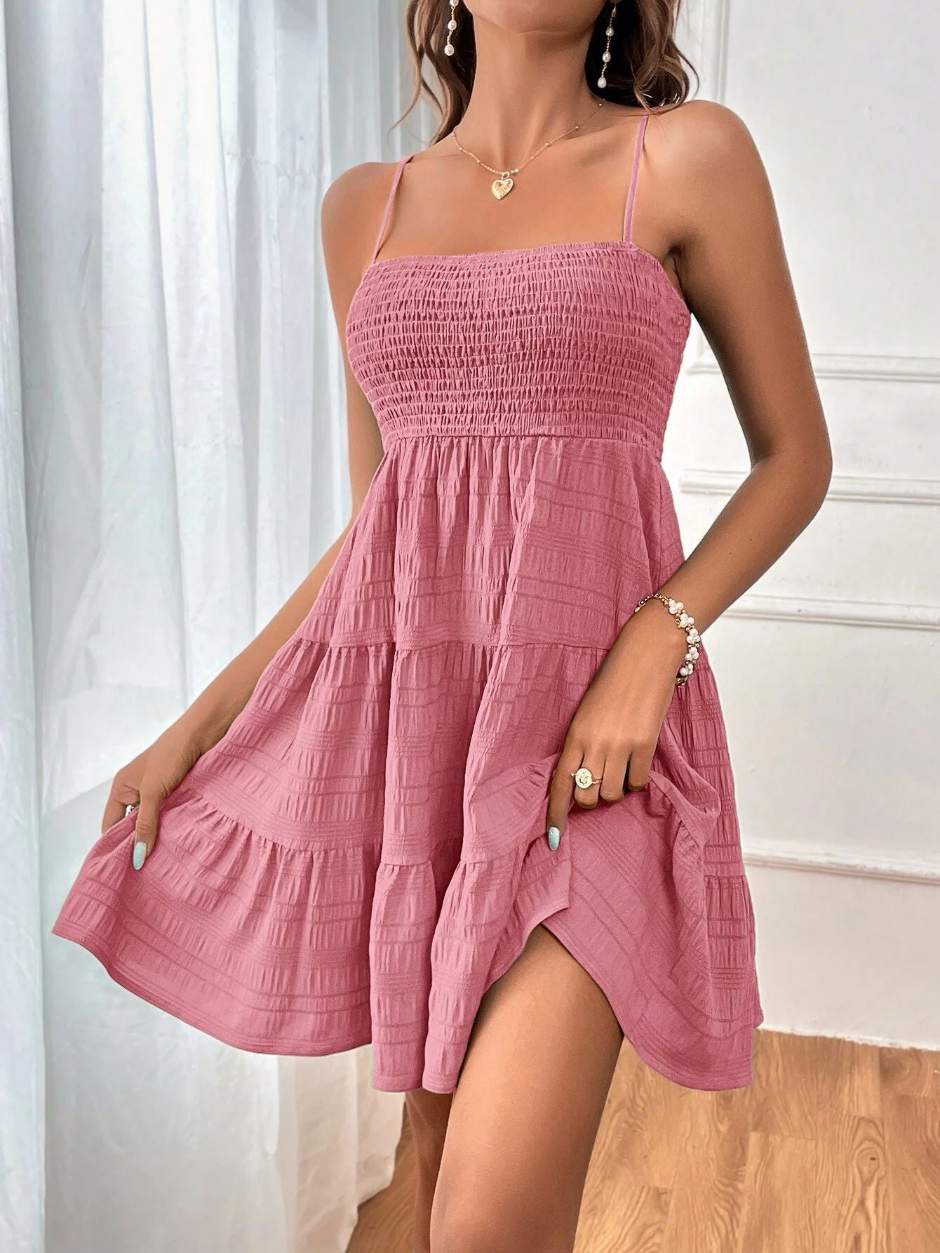Women's casual dress with narrow straps and ruffled details Drune