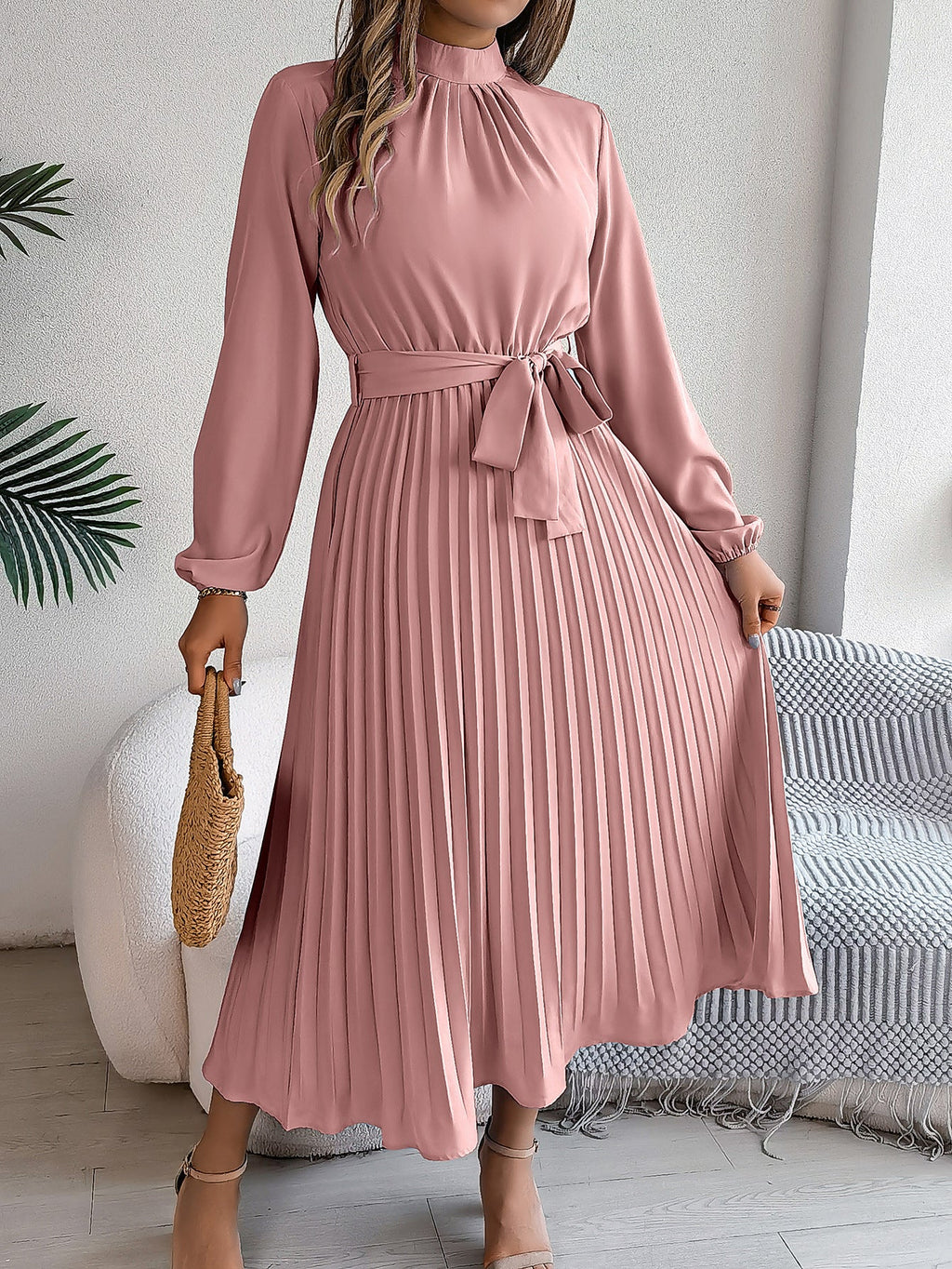 Valenzora | Elegant stand-up collar tailored pleated long skirt little dress