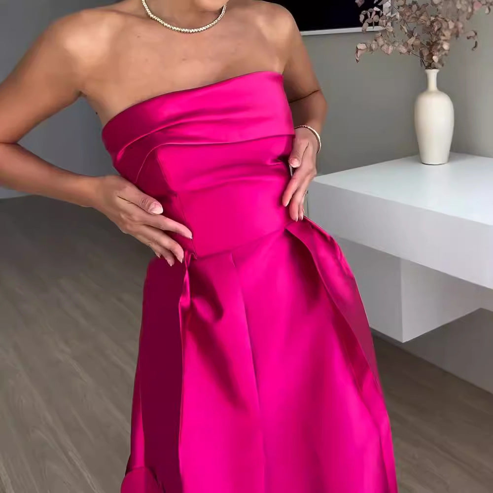 Women's evening dress with an exciting layered design and sophisticated details, size Valenzora