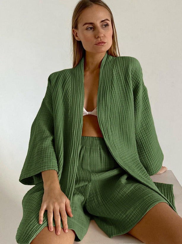 Valenzora Set für Zuhause: Locker sitzender Cardigan und Shorts
