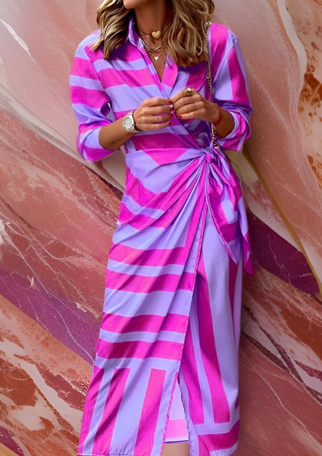 Valenzora | Gestreiftes Wickelkleid