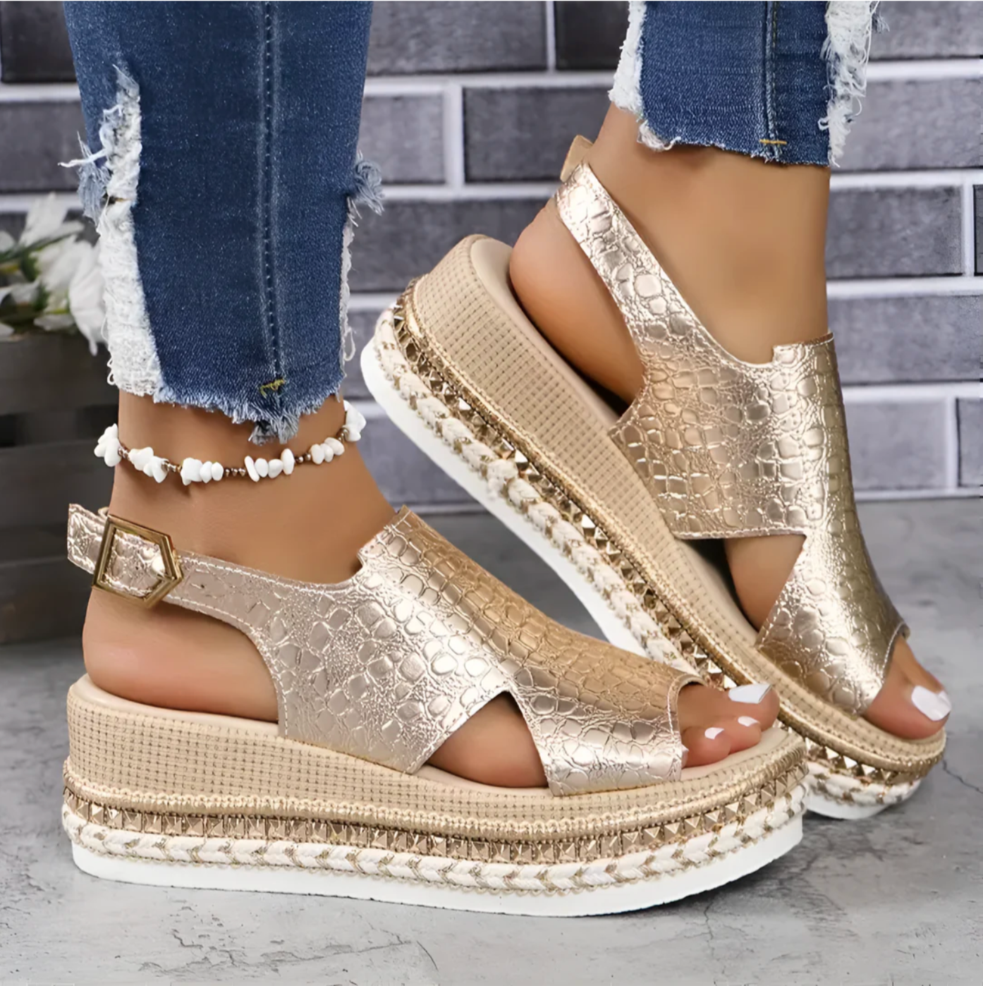 Valenzora | Women's Sandals with Adjustable Strap and Open Toe